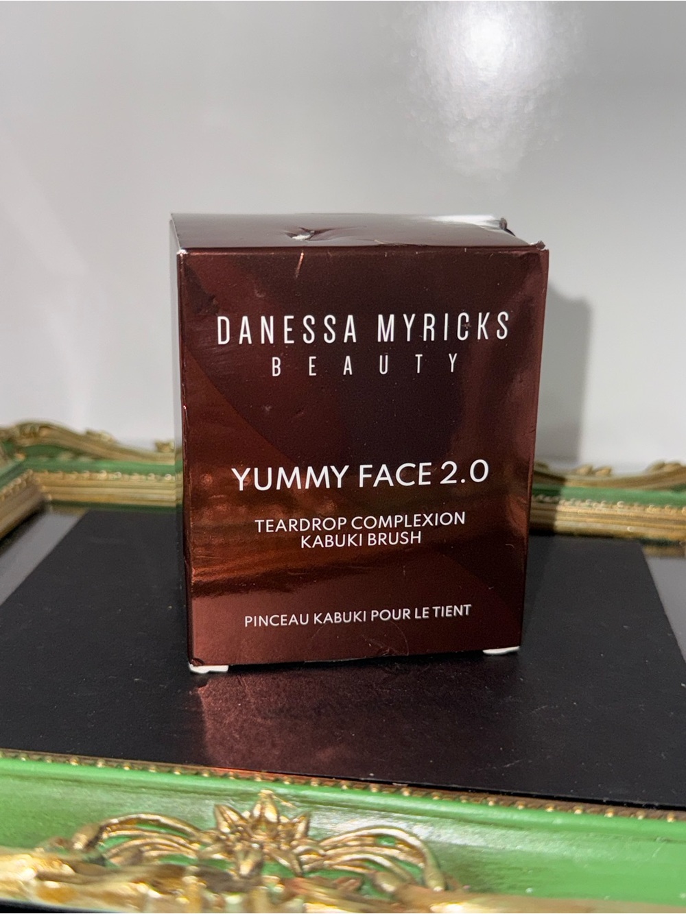 Danessa Myricks Beauty Yummy Face 2.0 Teardrop Complexion Kabuki Brush